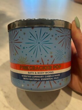 Bath and Body works Candle Firecracker Pop